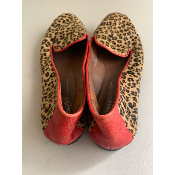 Donald J Pliner Leopard Print Calf Hair Loafers Women’s Siz 6